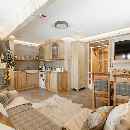 Brzozowa Osada - Premium 木屋